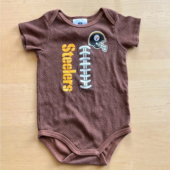 Pittsburgh Steelers NFL Infant Boys’ Brown Football Bodysuit size 18 months - Picture 2 of 4